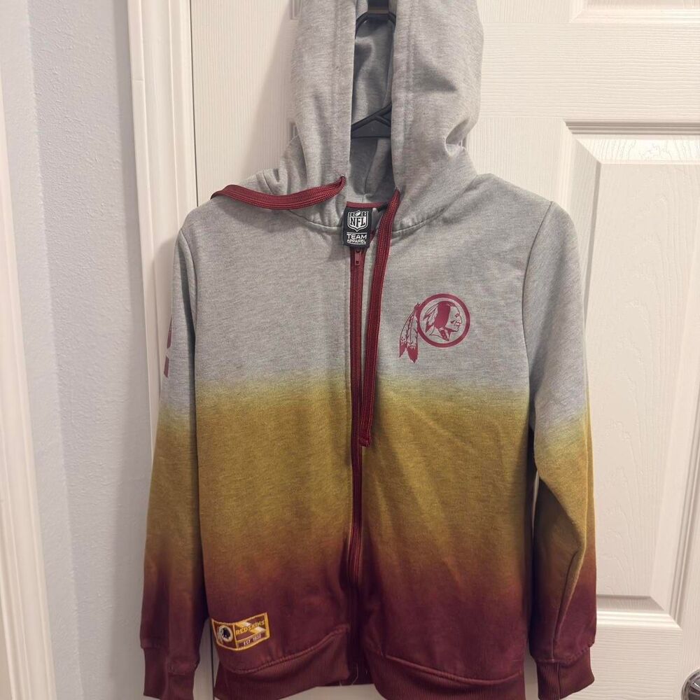 (2014-2018) Washington Redskins Dip-Dye Hoodie - Heather Gray/Burgundy - M